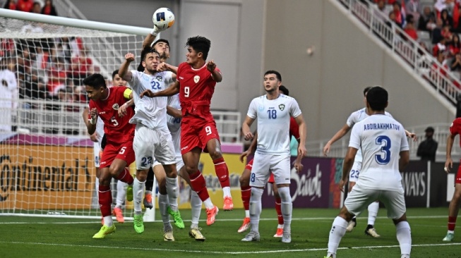 Pertandingan antara Timnas Indonesia U-23 melawan Uzbekistan U-23 di semifinal Piala Asia U-23 (pssi.org)