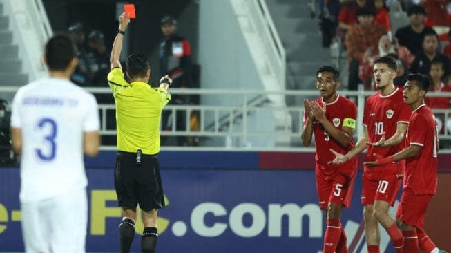 Banjir Caci Maki, Keaslian Akun Instagram Wasit Indonesia vs Uzbekistan Diragukan