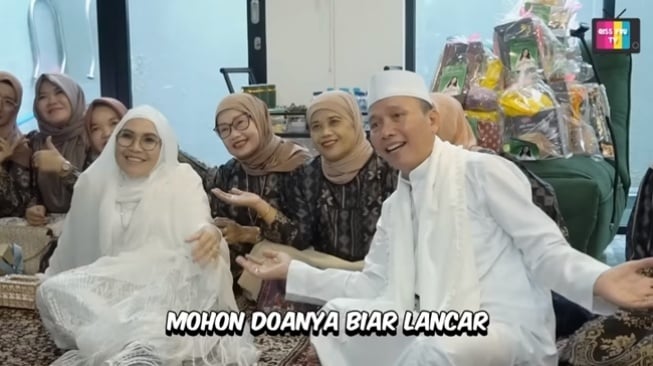 Momen Ayu Ting Ting Syukuran Rumah Baru (YouTube Qiss You TV)