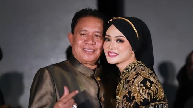 Bukan Suci KDI, Ternyata Ini Sosok Ibu Mertua Putri Isnari yang Disebut Paling Cantik