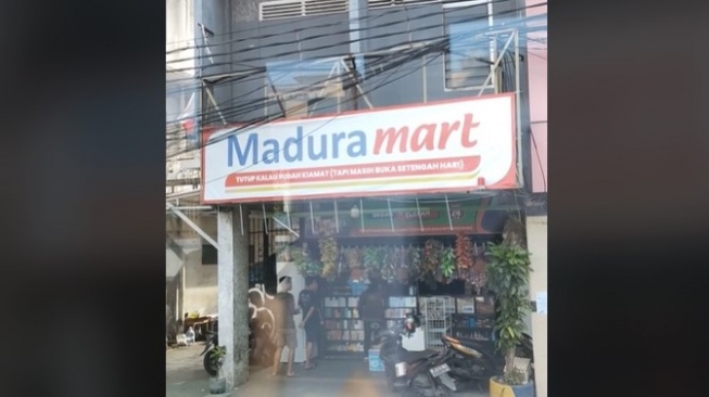 Viral! Penampakan Madura Mart, Tagline Curi Perhatian. [TikTok]