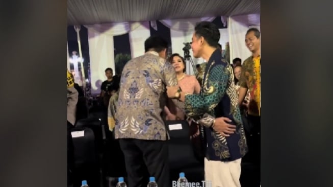 Gibran Rakabuming Raka dan Gusti Bhre. (TikTok)