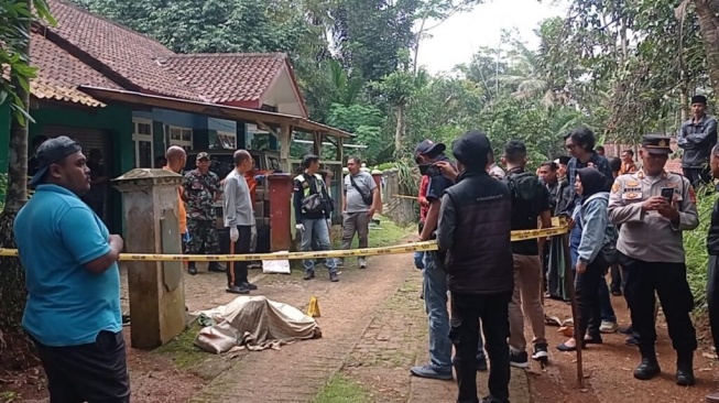 Lokasi kasus suami mutilasi istri di Desa Cisontrol, Kecamatan Rancah, Kabupaten Ciamis. [Foto: Feri/HR]