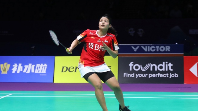 Pebulu tangkis tunggal putri Indonesia, Komang Ayu Cahya Dewi menjadi penentu kemenangan Srikandi Merah Putih atas Korea Selatan dengan skor 3-2 di semifinal Piala Uber 2024 yang berlangsung di Chengdu Hi-Tech Zone Sports Center Gymnasium, China, Sabtu (4/5/2024). [Dok. PBSI]