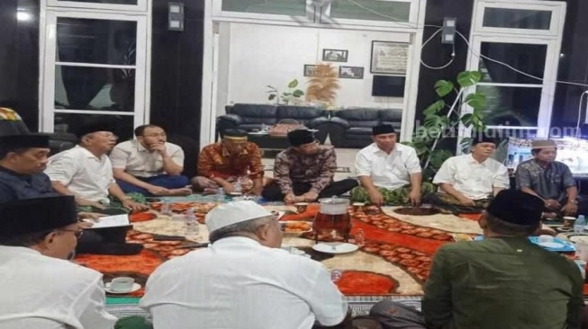 KH Imam Buchori Ramaikan Bursa Calon Bupati Bangkalan, Ini Sosoknya