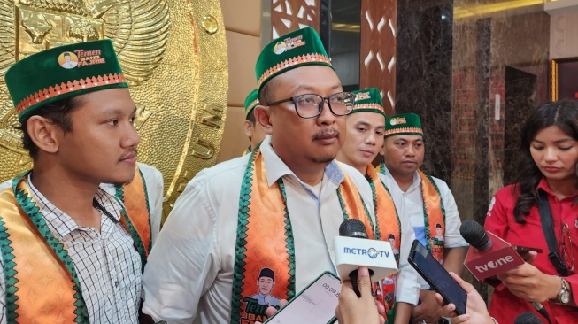 Ingin Maju Cagub DKI Jalur Independen, Relawan Noer Fajrieansyah Konsultasi ke KPU