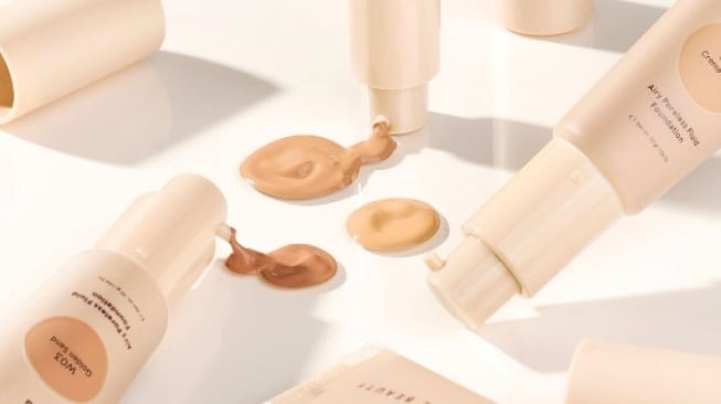 4 Rekomendasi Mineral Foundation Terbaik yang Aman untuk Kulit Sensitif