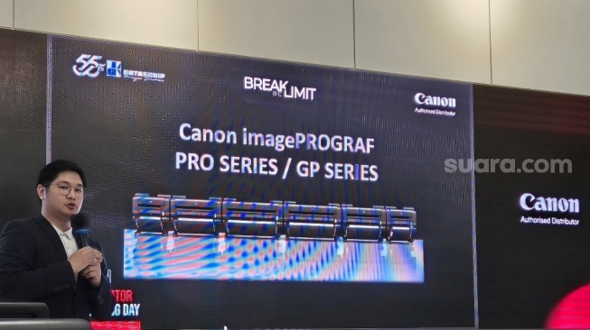 Peluncuran dua seri printer Canon LFP di Jakarta, Selasa (7/5/2024). [Suara.com/Dythia Novianty] 