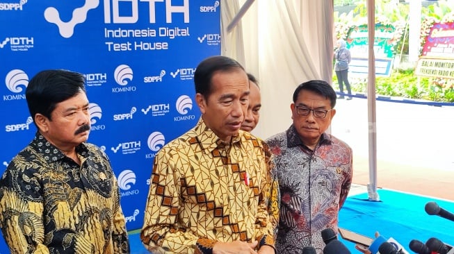 Jokowi Kaget Indonesia Cuma Sumbang 2 Komponen di Produk Apple