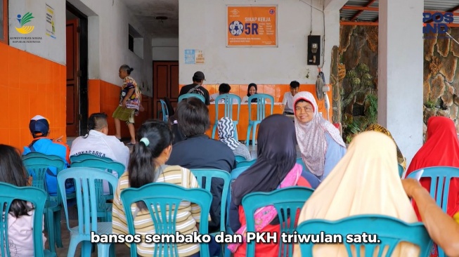 Kantor Pos KC Magelang Salurkan Puluhan Ribu PKH dan Sembako Kepada KPM