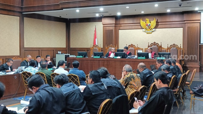 Suasana sidang pemeriksaan saksi kasus korupsi eks Mentan Syahrul Yasin Limpo atau SYL di Pengadilan Tipikor Jakarta, Rabu (8/5/2024). (Suara.com/Yaumal)