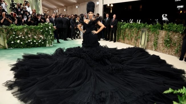 Kostum Paling Cetar di Met Gala 2024 (PopBase)