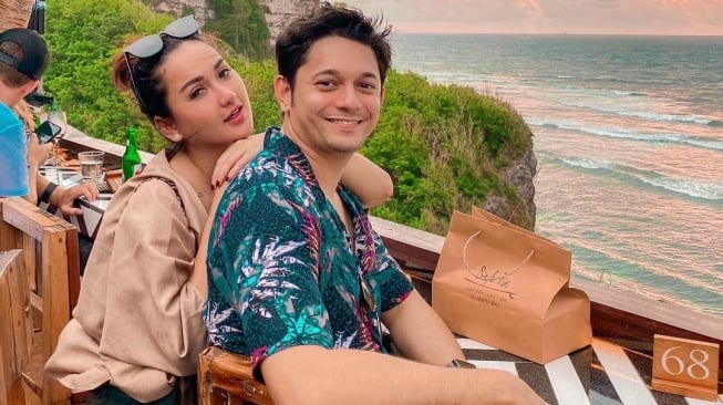 Tengku Dewi Putri Resmi Gugat Cerai Andrew Andika