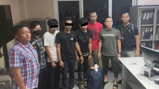 Coba Selundupkan 25 Kg Sabu, 6 Calon Penumpang Pesawat Ditangkap di Bandara Kualanamu