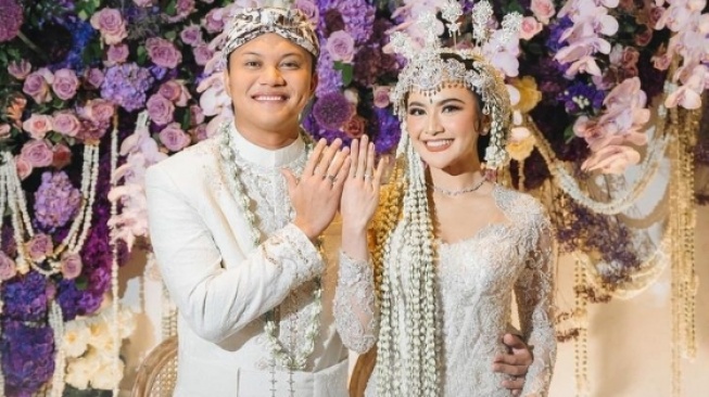 Baru Terbongkar! Mahalini dan Rizky Febian Ternyata Siapkan 7 Kotak Sumbangan di Pernikahannya