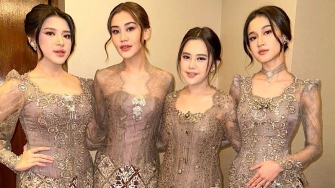 Aaliyah Massaid, Tiara Andini, Ziva Magnolya dan Keisya Levronka (Instagram)