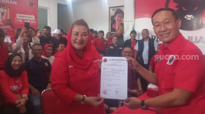 Klaim Atas Perintah Megawati, Mbak Ita Ambil Formulir Pendaftaran Wali Kota Semarang