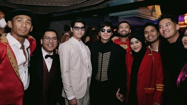 Potret Al Ghazali dan Alyssa Daguise Hadiri Aries Party (Instagram/@alghazali7)