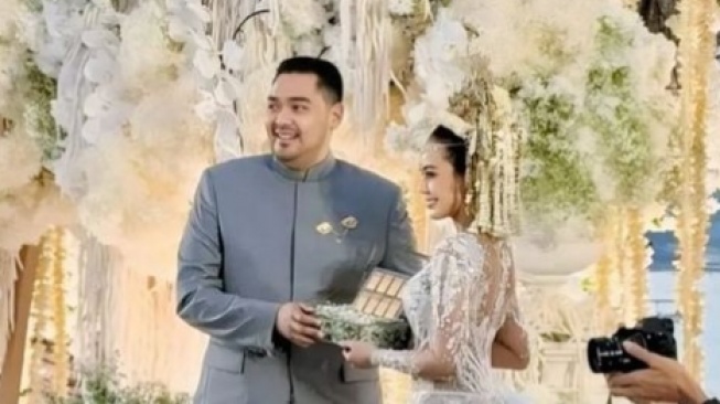 3 Koleksi Tas Mewah Istri Prananda Surya Paloh, Harganya Tembus Puluhan Juta Semua?