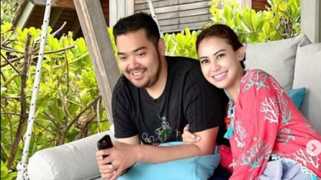 Rifiyota Aprilia Widjaja dan Prananda Surya Paloh (Instagram)