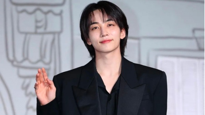 Jeonghan SEVENTEEN Beri Isyarat Segera Daftar Wamil, Fans Dibuat Khawatir