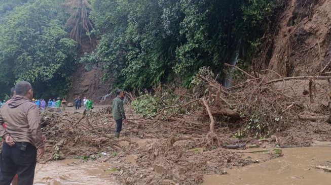 BMKG Ungkap Penyebab Banjir Bandang Bercampur Lahar Dingin Gunung Marapi di Sumbar: Peringatan Dini Sudah Diterbitkan!