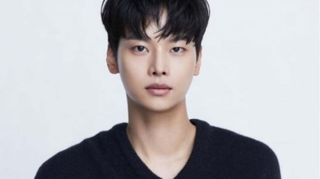 Bertema Hukum, Cha Hak Yeon Digaet Main Drama 'Labor Attorney Noh Moo Jin'