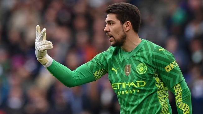 Stefan Ortega Hero Manchester City, Guardiola: Dia Kiper One on One Terbaik!