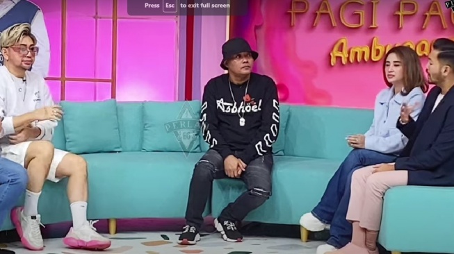 interaksi Sule dan Dewi Perssik dalam acara Pagi Pagi Ambyar (YouTube)