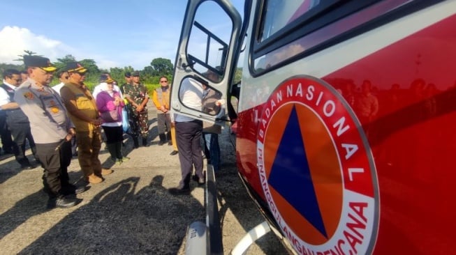 Cuaca Buruk, Helikopter Tim Pemantau Lahar Gunung Marapi Gagal Terbang dari Bukittinggi