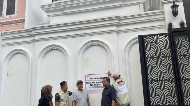 Rumah milik Syahrul Yasin Limpo di Kecamatan Panakkukang, Kota Makassar, Sulawesi Selatan disita KPK [SuaraSulsel.id/Istimewa]