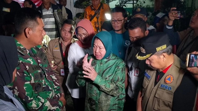 Mensos Risma Desak Ungsikan Warga Korban Bencana Banjir Lahar Dingin di Sumbar: Mari Hindari Korban Lebih Banyak!