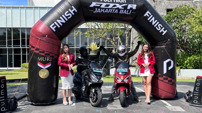 Tempuh Jarak hingga 1.333 Km dari Jakarta-Bali, Motor Listrik Polytron Fox-R Pecahkan Rekor MURI