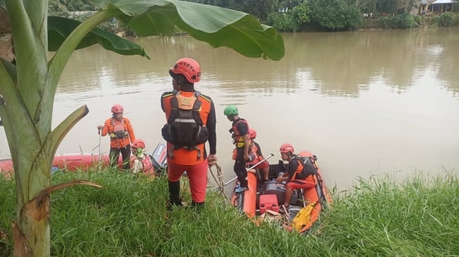 Lompat ke Sungai Saat Digerebek, Pria di Langkat Sumut Ditemukan Tewas