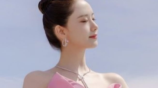 Han So Hee vs YoonA di Festival Film Cannes [instagram]