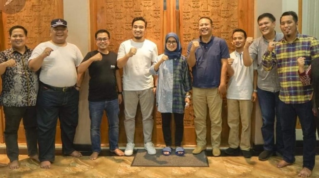 Didampingi Iman Ariyadi, Robinsar Temui Iti Octavia Jayabaya, Upaya Muluskan Rekom Demokrat?