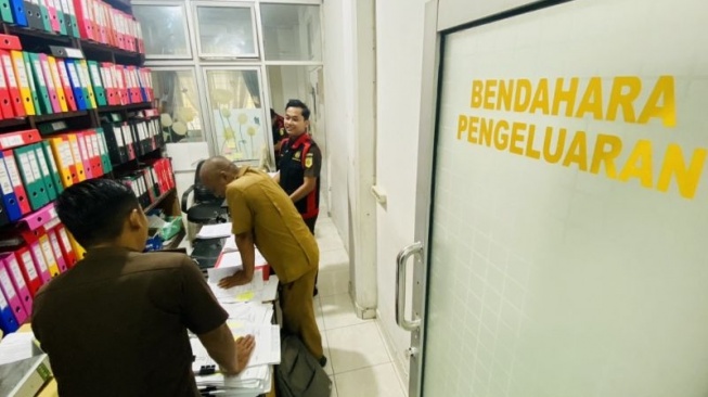 Kasus Korupsi Pajak, Kejari Geledah Kantor BPKD Aceh Barat