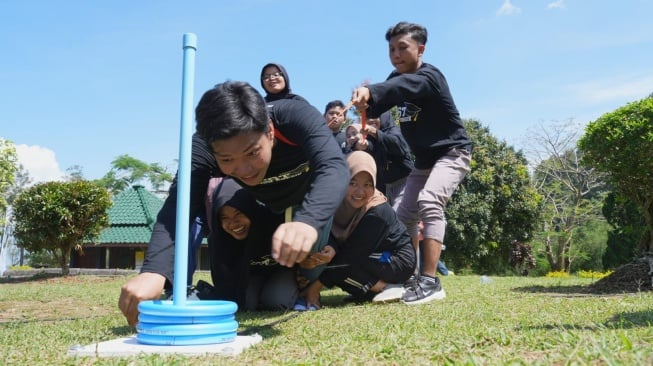 Semen Gresik Dorong Sektor Pendidikan Melalui Beasiswa Prasejahtera kepada 25 Mahasiswa PTN di Rembang dan Blora