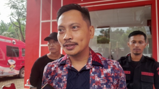 Letakkan Jabatan sebagai Ketua KPU Tuba, Reka Punnata Optimistis Diusung Parpol Jadi Calon Bupati