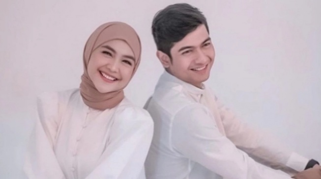 Ria Ricis dan Teuku Ryan (Instagram/@riaricis1795)