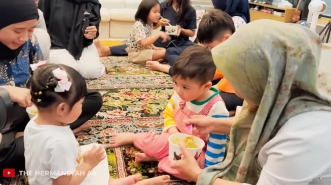 Potret Playdate Anak-anak Geng Cendol (YouTube/AH)