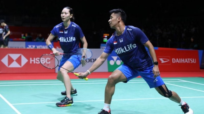 Ganda campuran Indonesia Dejan Ferdinansyah/Gloria Emanuelle Widjaja saat berlaga di babak 32 besar Malaysia Masters 2024 di Kuala Lumpur, Malaysia, Rabu (22/5/2024). (ANTARA/HO/PP PBSI)