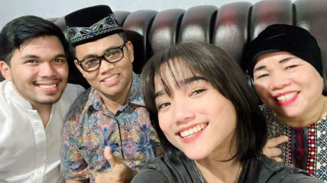 Thariq Halilintar Panggil Om ke Ayah Aaliyah Massaid, Padahal Haji Faisal Dulu Dipanggil Papa