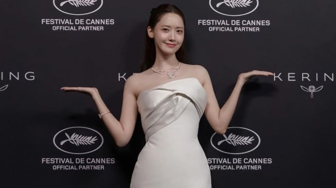 Penampilan Bak Dewi Yoona SNSD di Festival Film Cannes 2024 (Instagram)