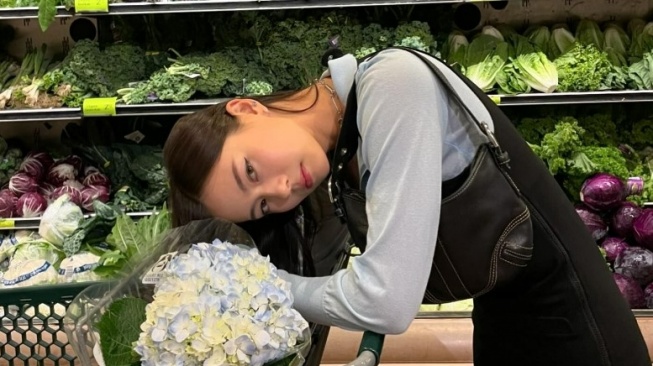 Pesona Lauren Tsai yang Bikin Park Seo Joon Klepek-klepek, Artis Serba Bisa dari Negeri Paman Sam