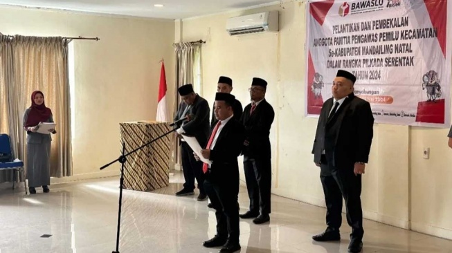 69 Panwascam di Madina Dilantik, Mayoritas Diisi Eksisting