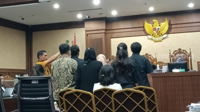 Keluarga Syahrul Yasin Limpo alias SYL saat bersaksi di Pengadilan Tipikor Jakarta. (Suara.com/Dea)