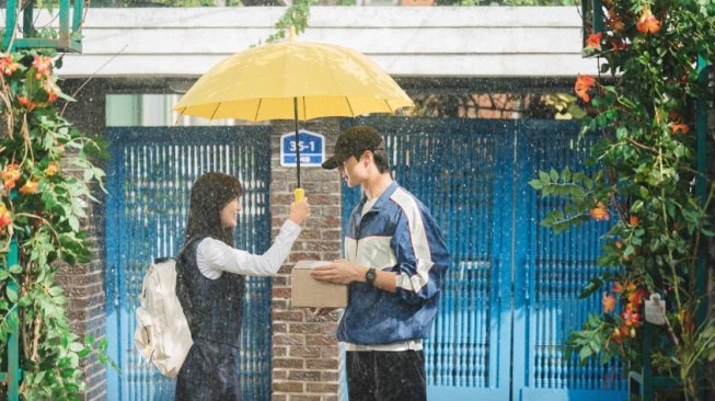 Jelang Ending Drama Lovely Runner, 4 Hal Ini Masih Buat Penonton Penasaran!