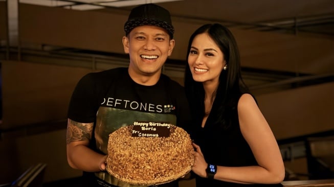 Boris Bokir Ulang Tahun, Ucapan Bahagia Sang Pacar Curi Perhatian