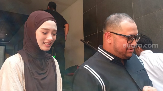 Cabut Laporan Polisi, Inara Rusli dan Virgoun bikin Perjanjian Kesepakatan